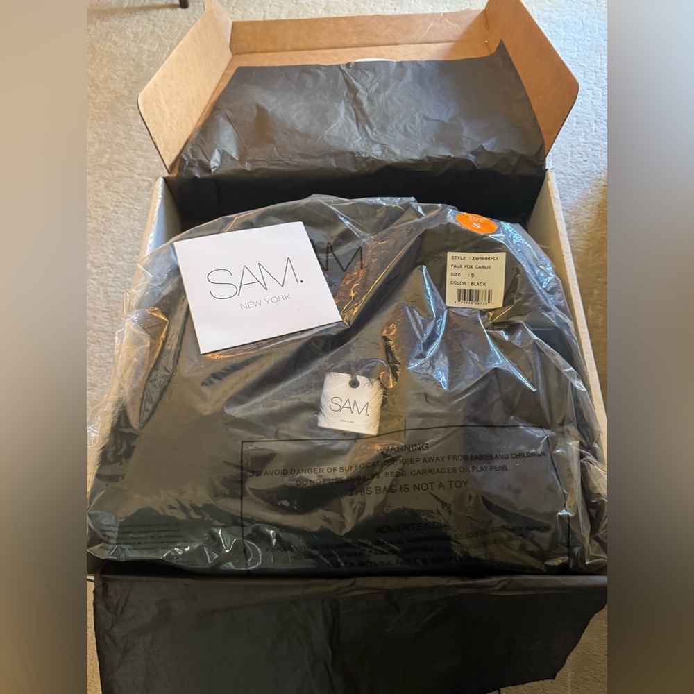SAM. NYC Faux Fox Carlie Jacket Small BNWT - Picture 8 of 10